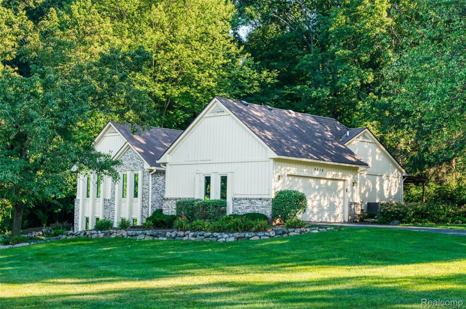 9516 Placid Way, HartlandTownship_Livingston, MI 48843