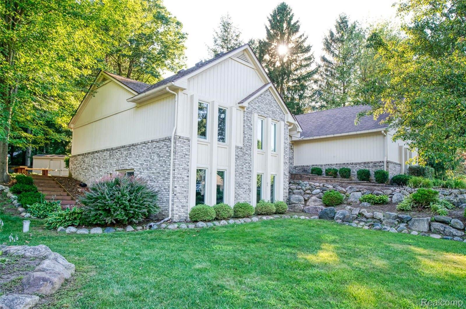 9516 Placid Way, HartlandTownship_Livingston, MI 48843