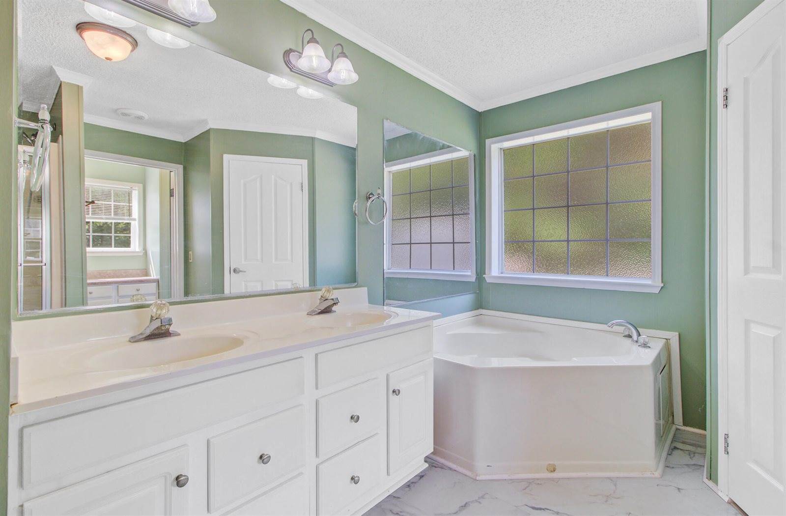 262 Eagle Terrace Trail, Cross, SC 29436