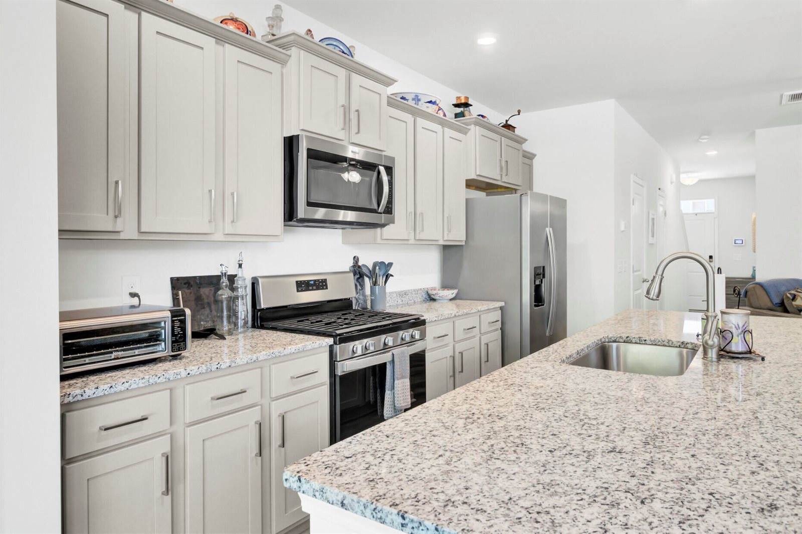 614 Hilchot Drive, Summerville, SC 29486