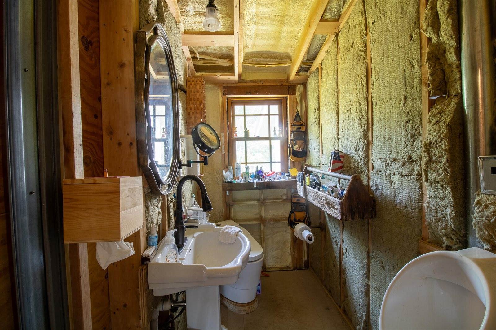 100 Hardwood Point Point, Harrington, ME 04643