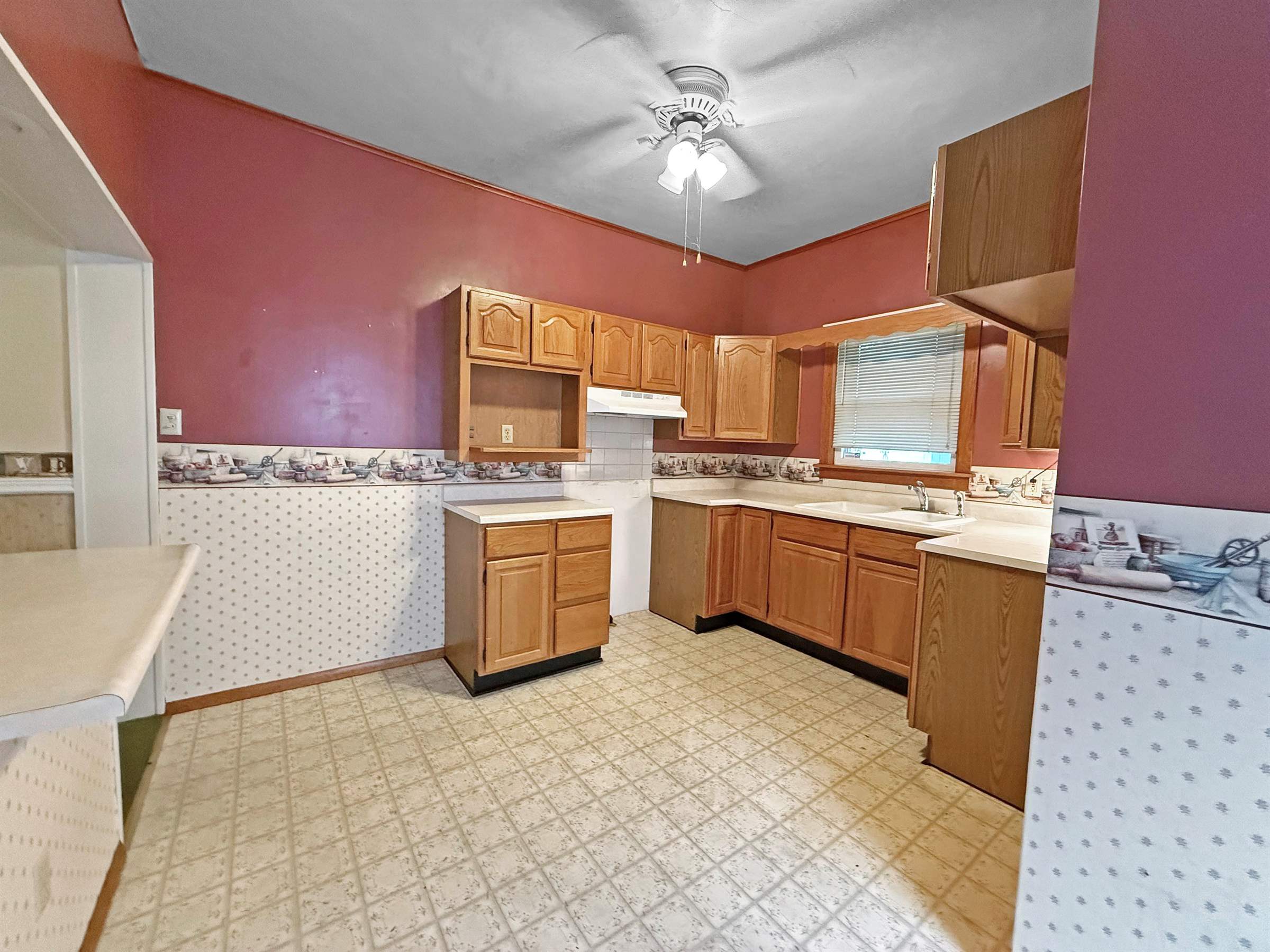 1835 N 12th St, Terre Haute, IN 47804