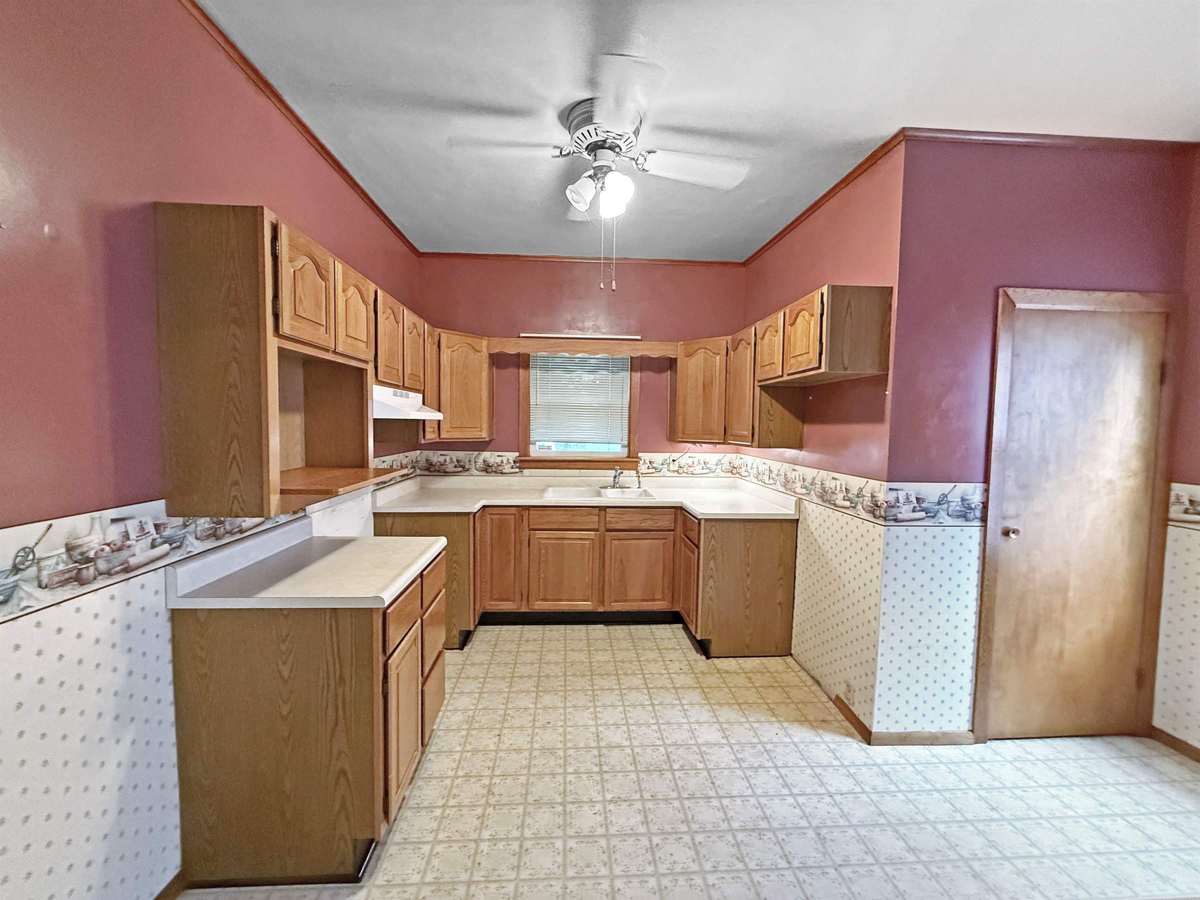 1835 N 12th St, Terre Haute, IN 47804