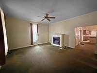 1835 N 12th St, Terre Haute, IN 47804