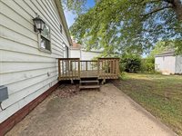 1835 N 12th St, Terre Haute, IN 47804
