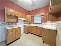 1835 N 12th St, Terre Haute, IN 47804