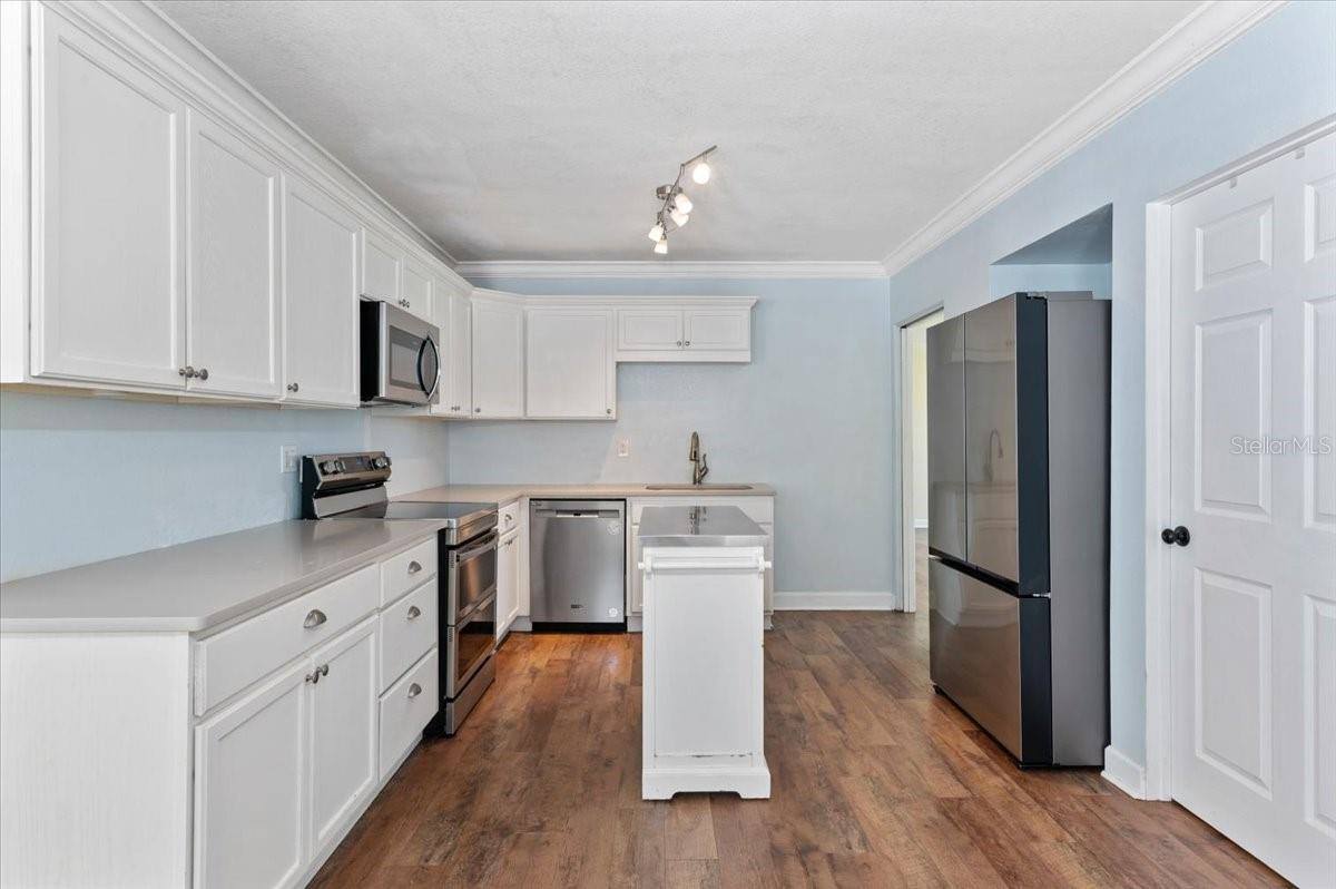 3402 15TH Avenue West, Bradenton, FL 34205