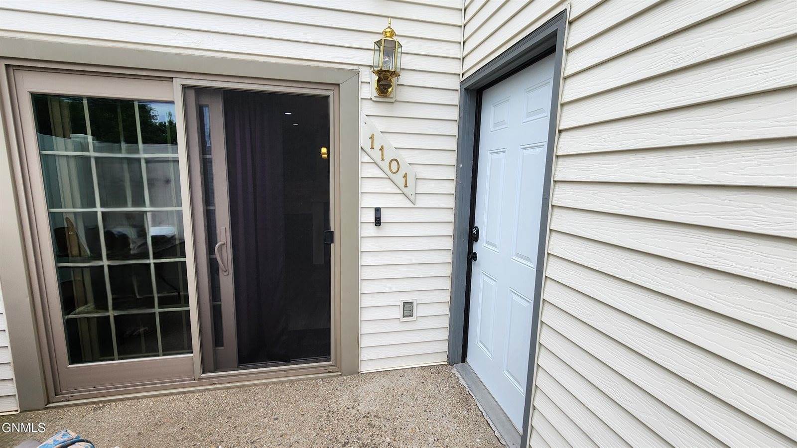 1101 Jefferson Avenue, Bismarck, ND 58504