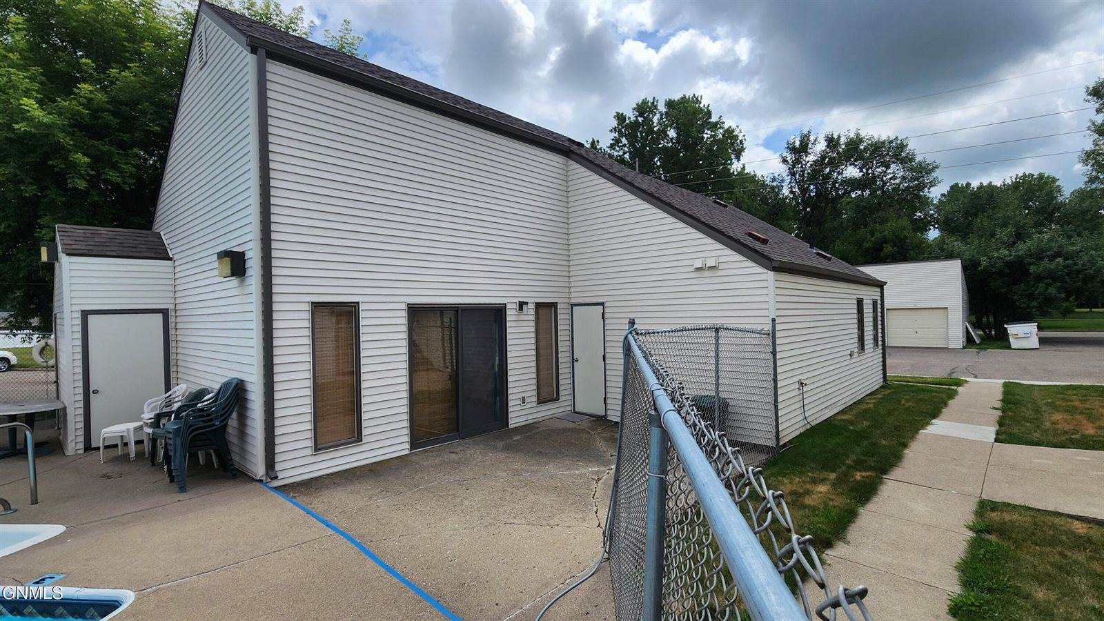 1101 Jefferson Avenue, Bismarck, ND 58504