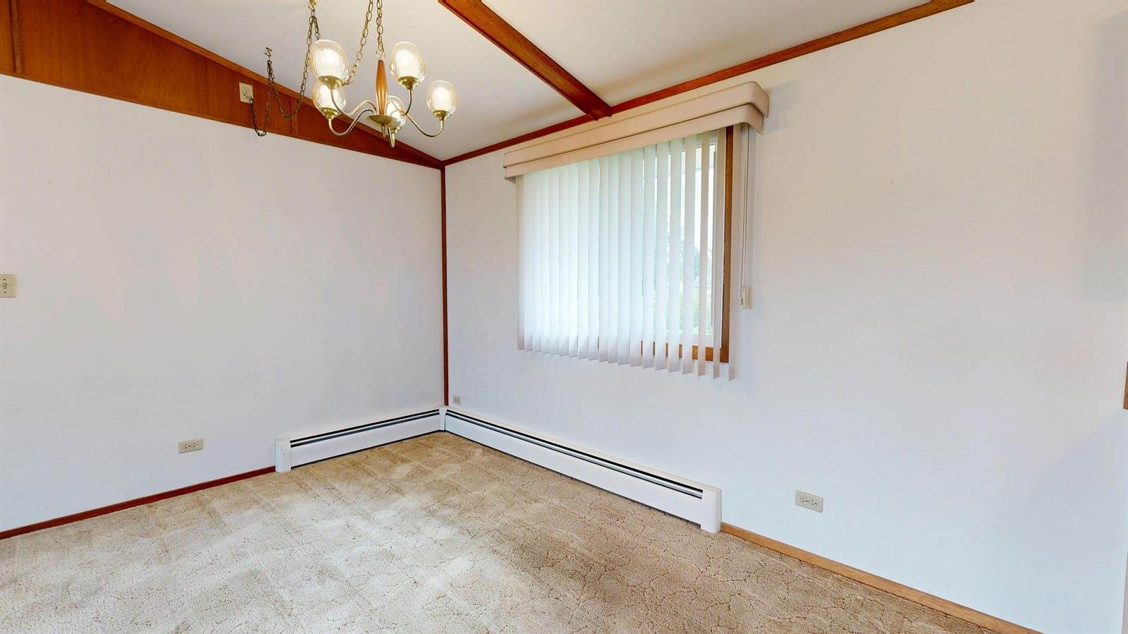 401 Sherry Ln, Viroqua, WI 54665