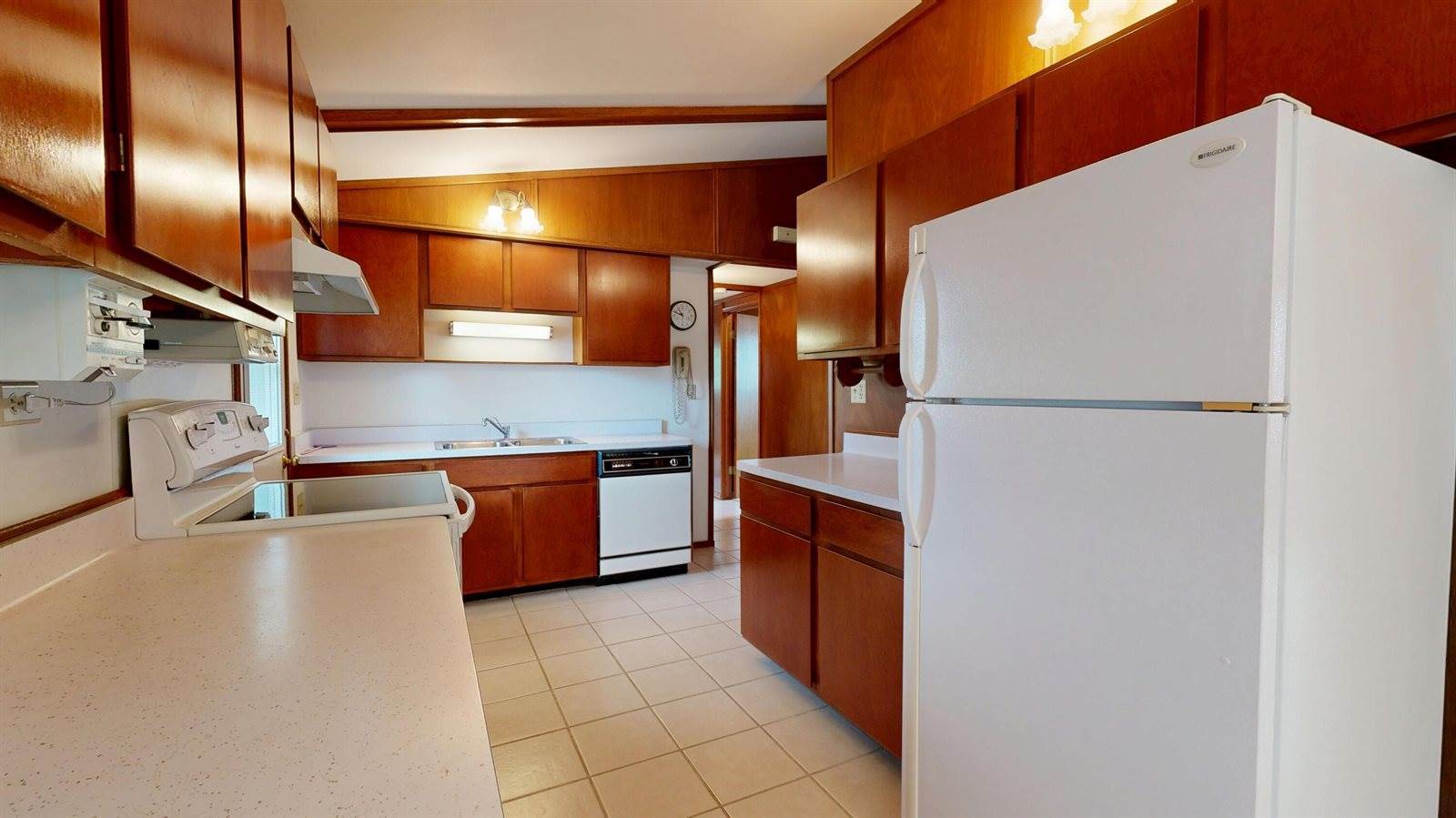 401 Sherry Ln, Viroqua, WI 54665