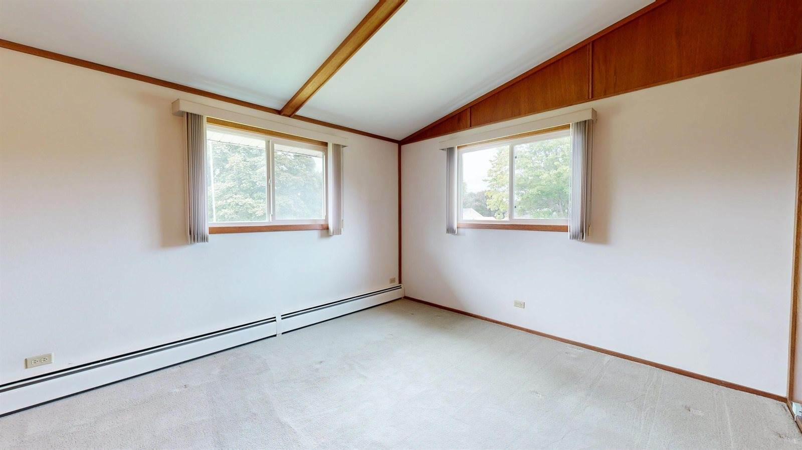 401 Sherry Ln, Viroqua, WI 54665