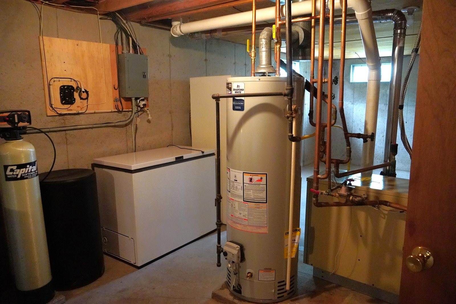 401 Sherry Ln, Viroqua, WI 54665