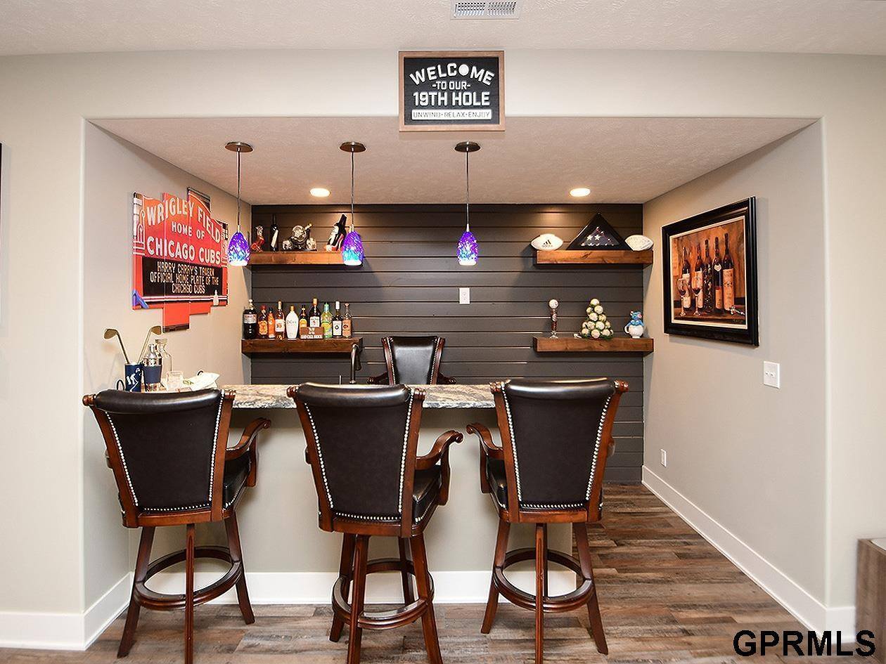 2631 North 165th Avenue, Omaha, NE 68116