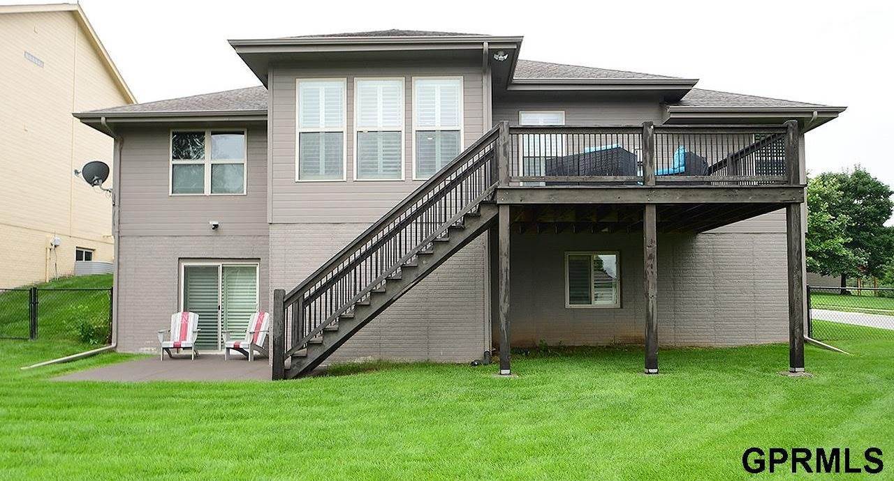 2631 North 165th Avenue, Omaha, NE 68116