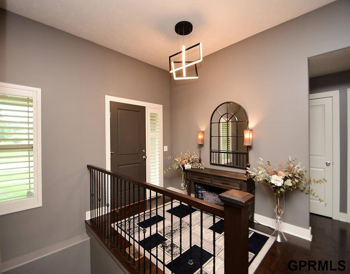 2631 North 165th Avenue, Omaha, NE 68116