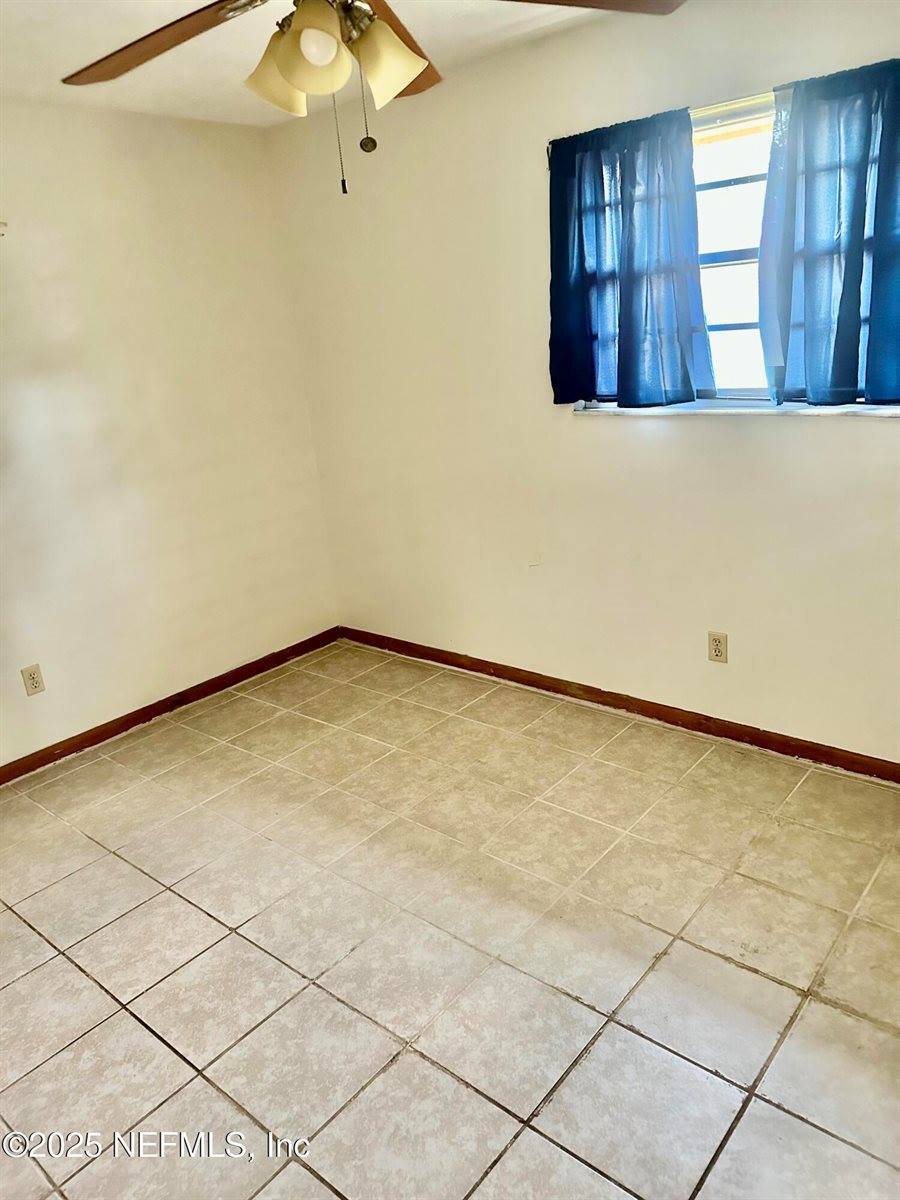 4075 Greenwillow Lane West, Jacksonville, FL 32277