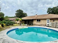 4075 Greenwillow Lane West, Jacksonville, FL 32277