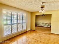 4075 Greenwillow Lane West, Jacksonville, FL 32277