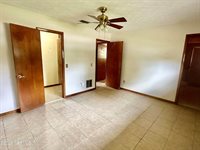 4075 Greenwillow Lane West, Jacksonville, FL 32277