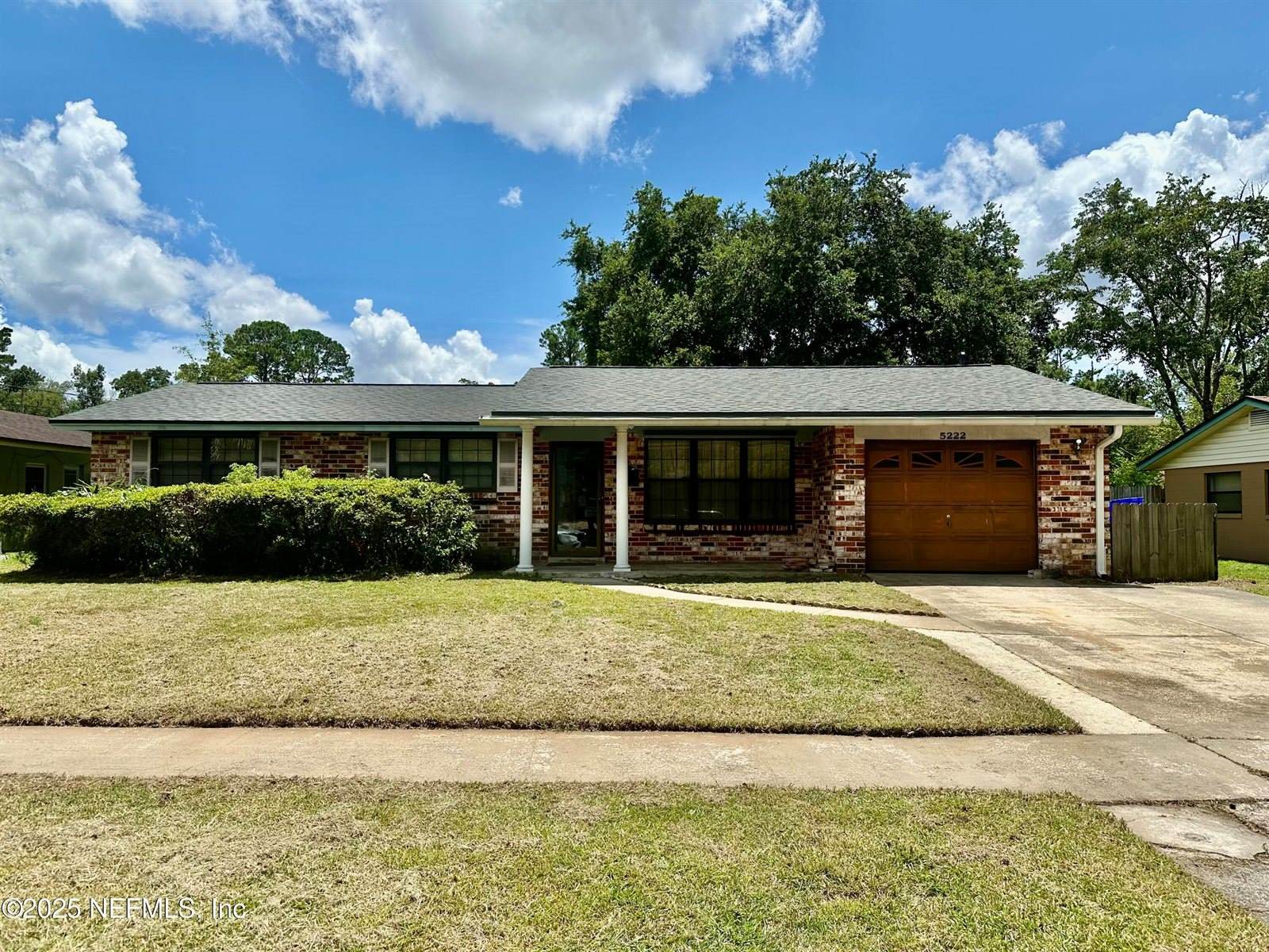 5222 Robert Scott Drive North, Jacksonville, FL 32207