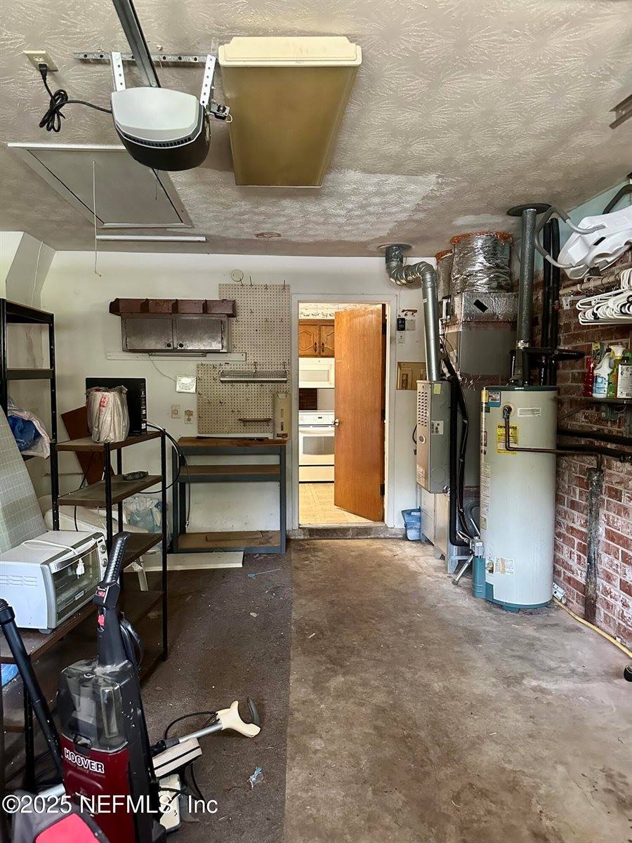 5222 Robert Scott Drive North, Jacksonville, FL 32207