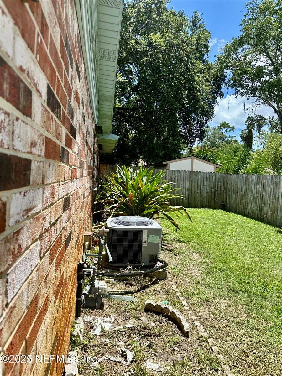 5222 Robert Scott Drive North, Jacksonville, FL 32207