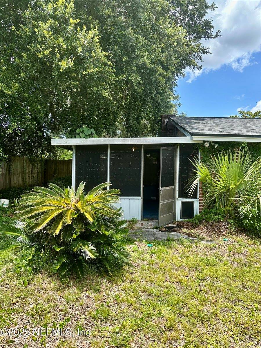 5222 Robert Scott Drive North, Jacksonville, FL 32207