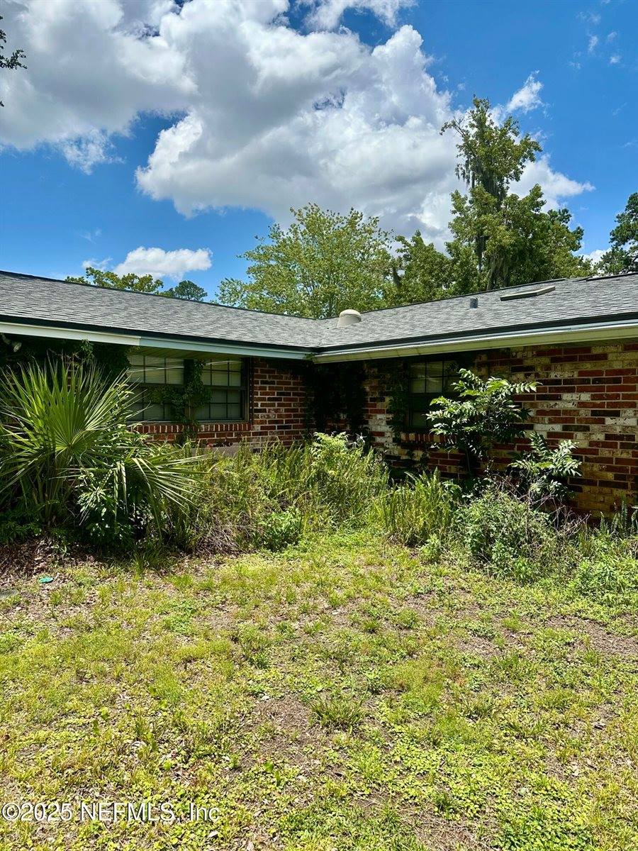 5222 Robert Scott Drive North, Jacksonville, FL 32207