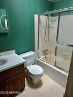 5222 Robert Scott Drive North, Jacksonville, FL 32207