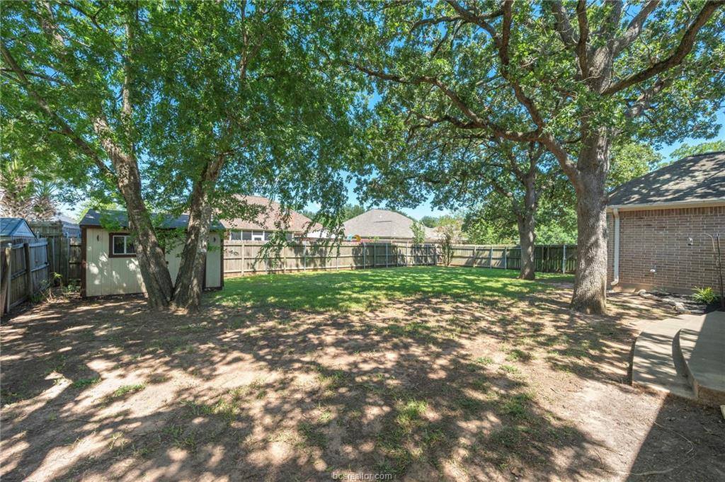3711 Bridle Court, College Station, TX 77845