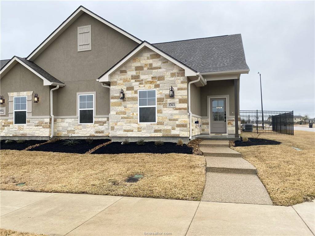 1763 Summit Crossing Lane, College Station, TX 77845