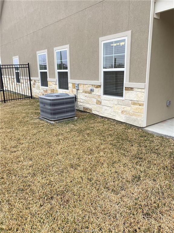 1763 Summit Crossing Lane, College Station, TX 77845