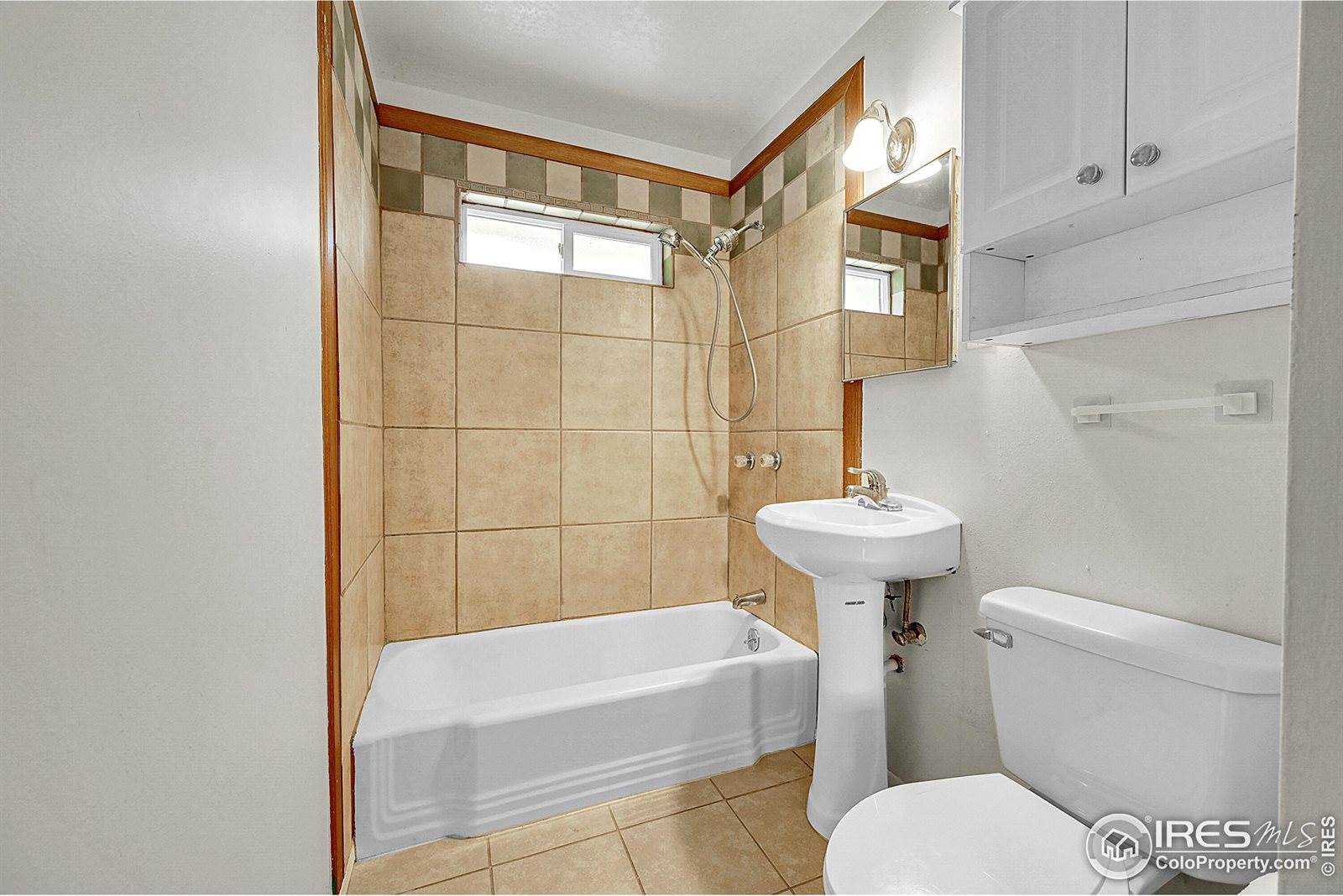 512 26th Ave Ct, Greeley, CO 80634