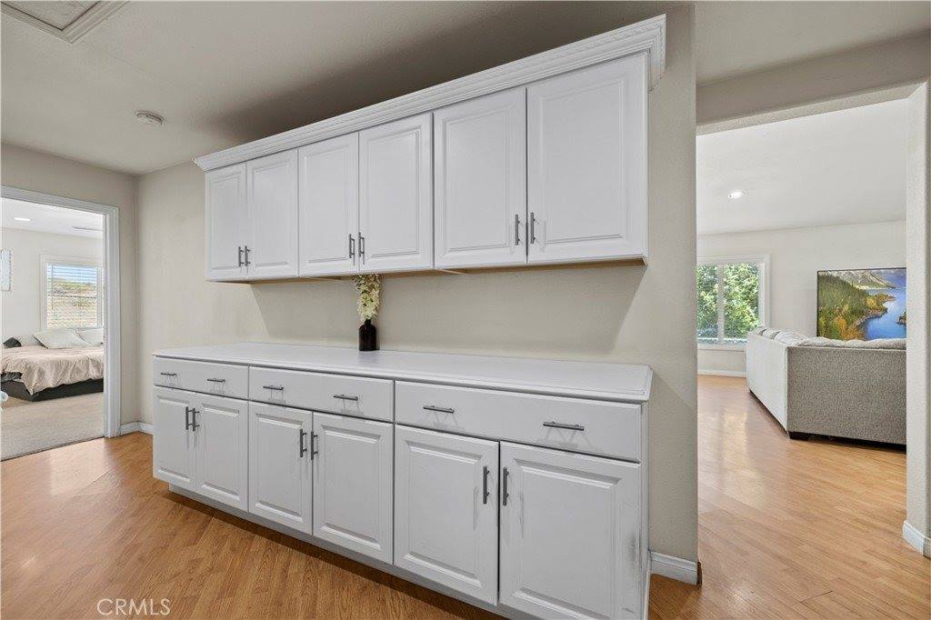 42647 Pinecliff Street, Lake Hughes, CA 93532