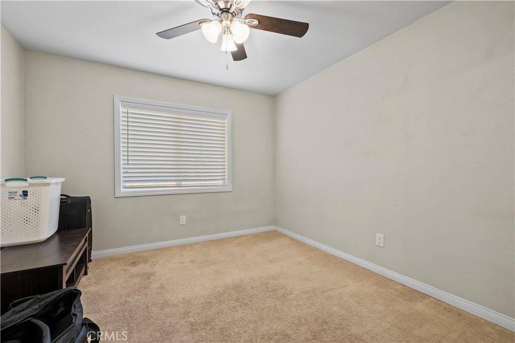 42647 Pinecliff Street, Lake Hughes, CA 93532