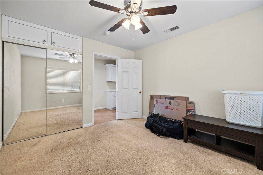 42647 Pinecliff Street, Lake Hughes, CA 93532