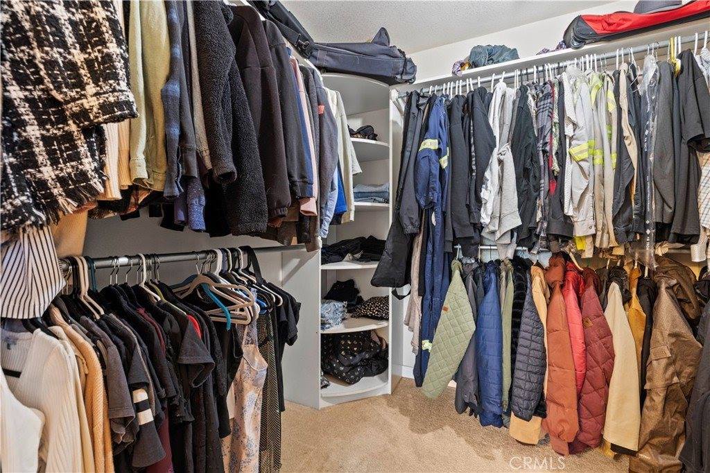 42647 Pinecliff Street, Lake Hughes, CA 93532