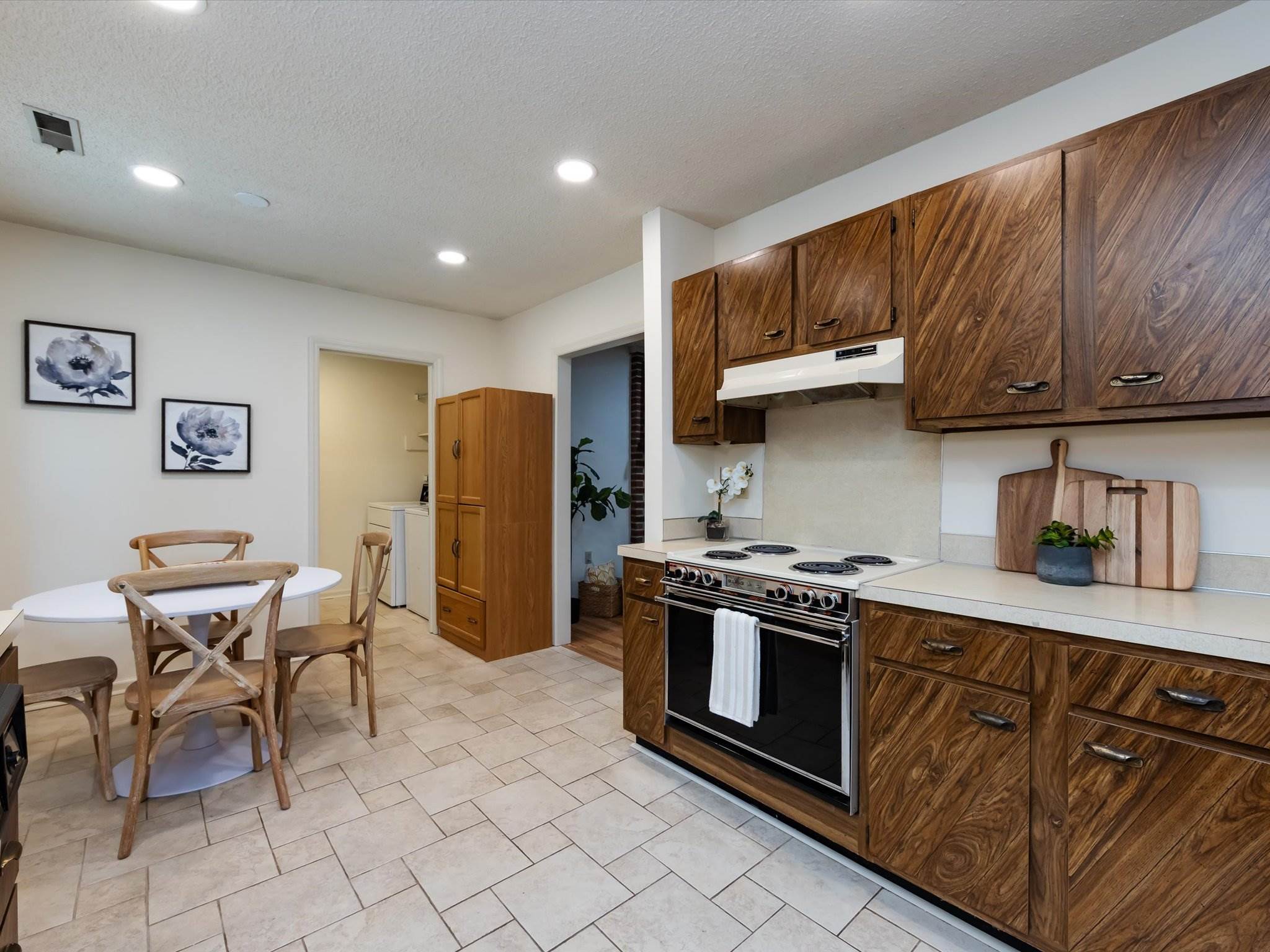 7100 Lea Wood Lane, Charlotte, NC 28227