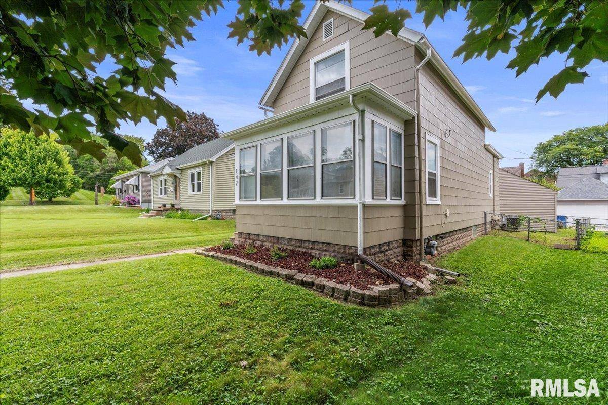 147 North Thornwood Avenue, Davenport, IA 52802