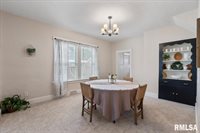 147 North Thornwood Avenue, Davenport, IA 52802