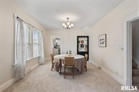 147 North Thornwood Avenue, Davenport, IA 52802