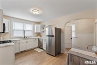 147 North Thornwood Avenue, Davenport, IA 52802