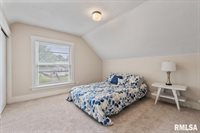 147 North Thornwood Avenue, Davenport, IA 52802