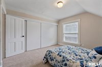 147 North Thornwood Avenue, Davenport, IA 52802