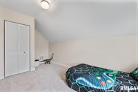 147 North Thornwood Avenue, Davenport, IA 52802