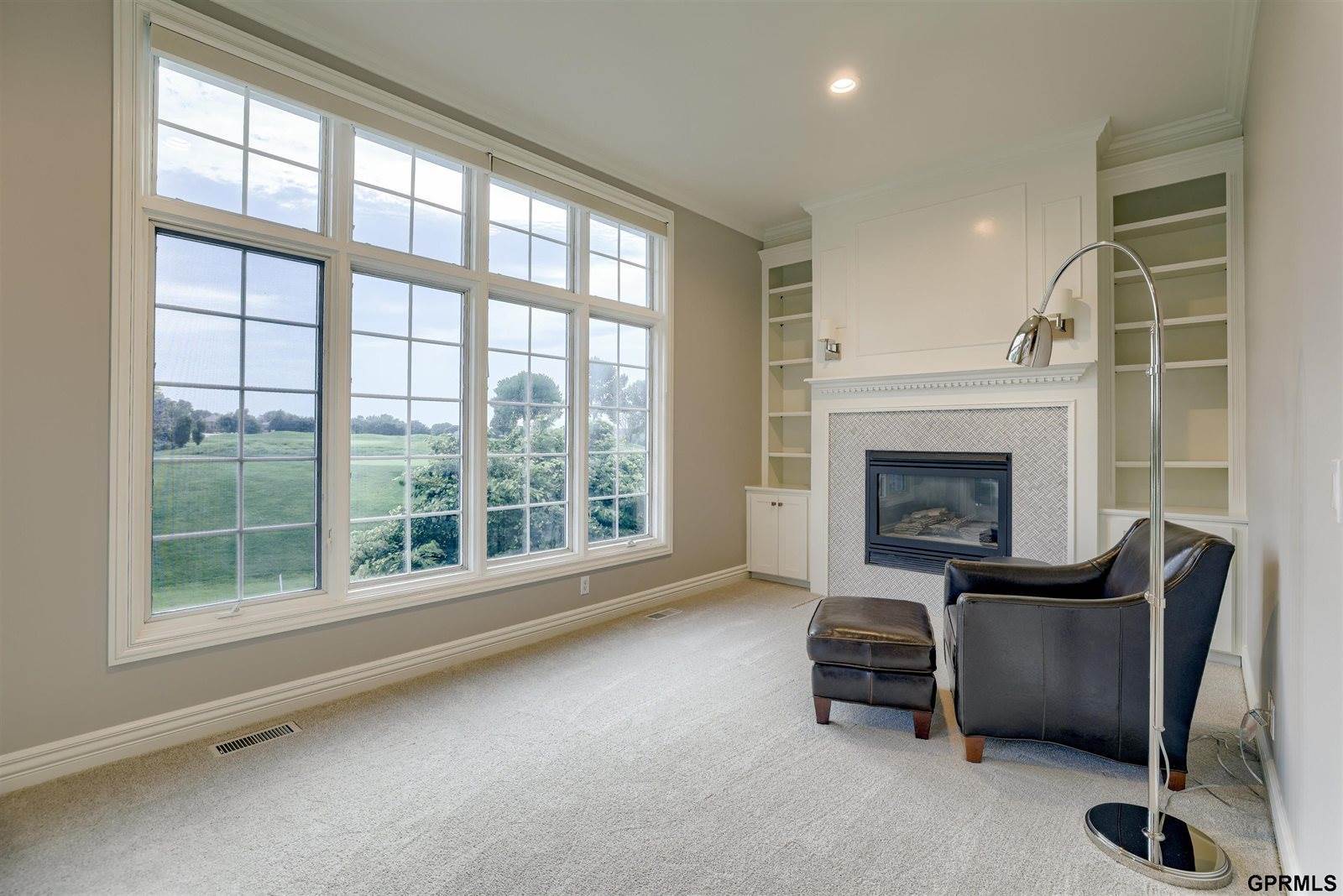 13424 Bedford Avenue, Omaha, NE 68164