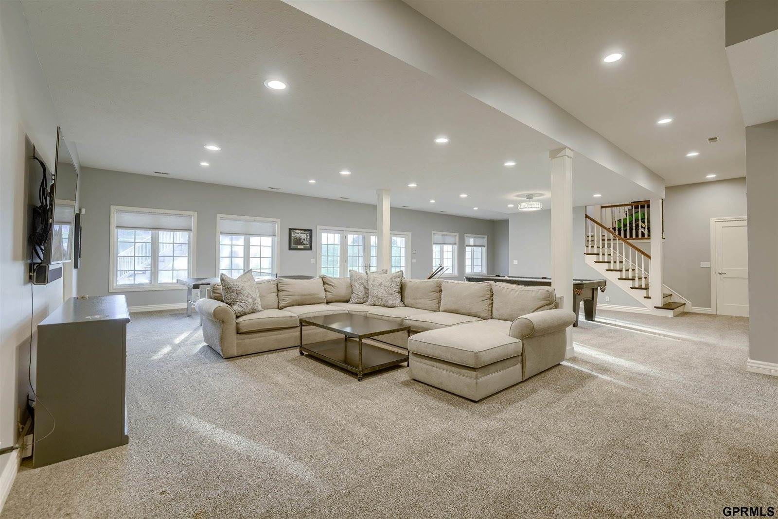 13424 Bedford Avenue, Omaha, NE 68164