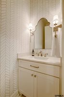 13424 Bedford Avenue, Omaha, NE 68164