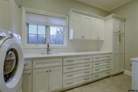 13424 Bedford Avenue, Omaha, NE 68164